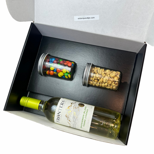 Vino Blanco + Snacks Box